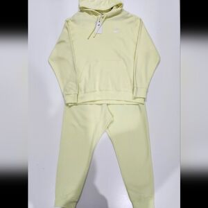 Nike Swoosh Club Fleece Sweatsuit Men's Size XL Barely Volt Pants & Hoodie Set